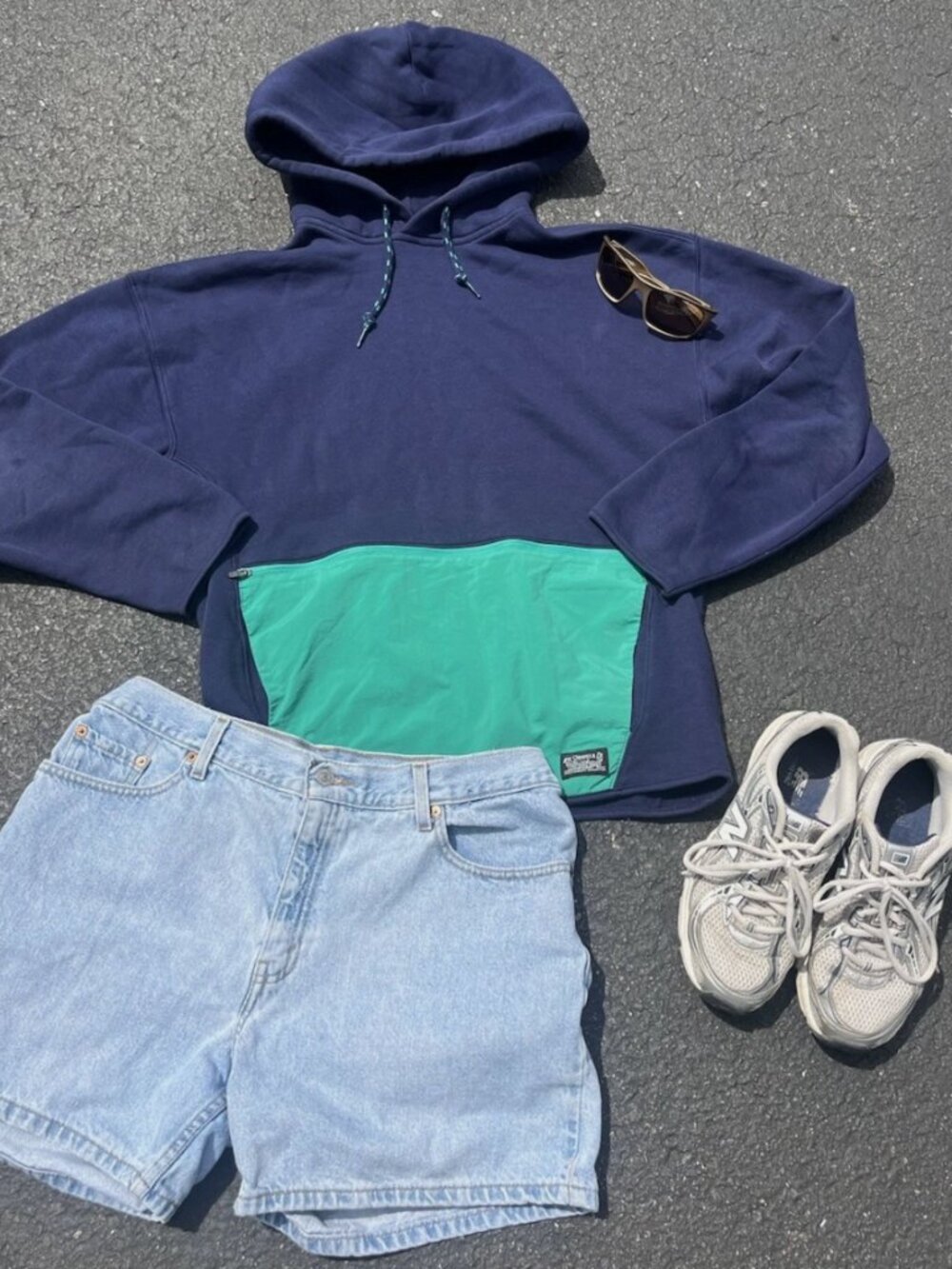 Levi's Navy Sweatshirt with Teal Zipper Pocket Size Small